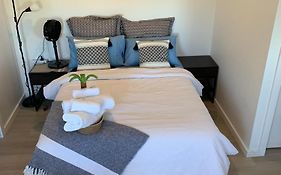 Cosy Secure Comfortable For Two In Canberra